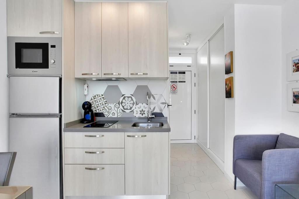 Alexander Apartment Playa De Las Americas ภายนอก รูปภาพ