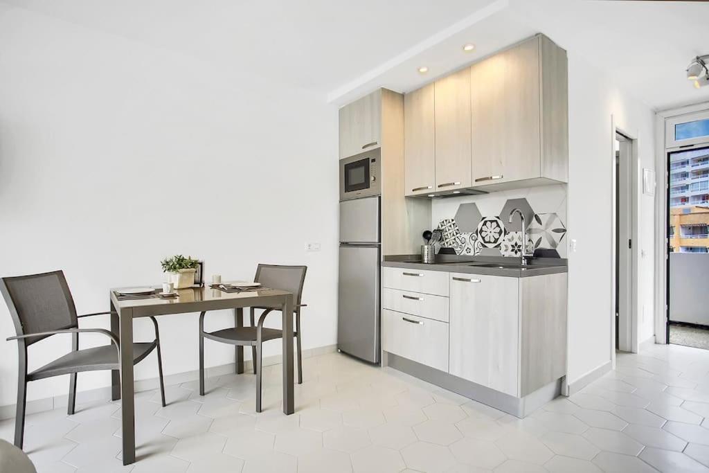 Alexander Apartment Playa De Las Americas ภายนอก รูปภาพ