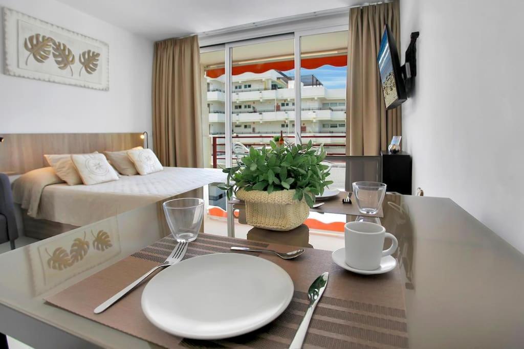 Alexander Apartment Playa De Las Americas ภายนอก รูปภาพ